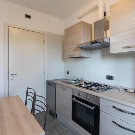 Apartamento Splendida Terrazza Su Arcimboldi - Milano Bicocca Exterior foto
